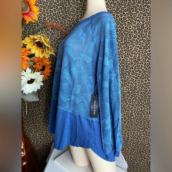🌴3/$30🌴DOE & RAE Teal/Blue Two Tone Long Sleeved Top NWT - Picture 5 of 9